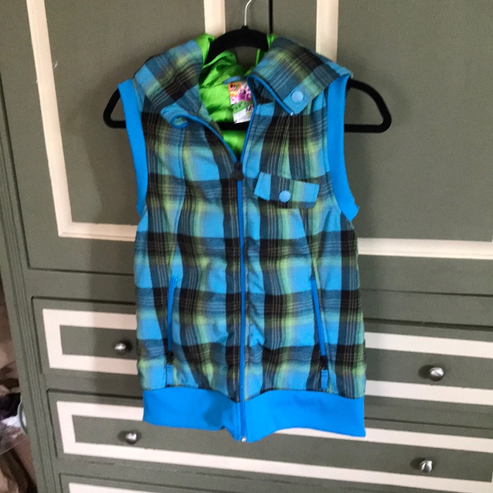 🟤 NWOT Burton vest with hood and pockets - m